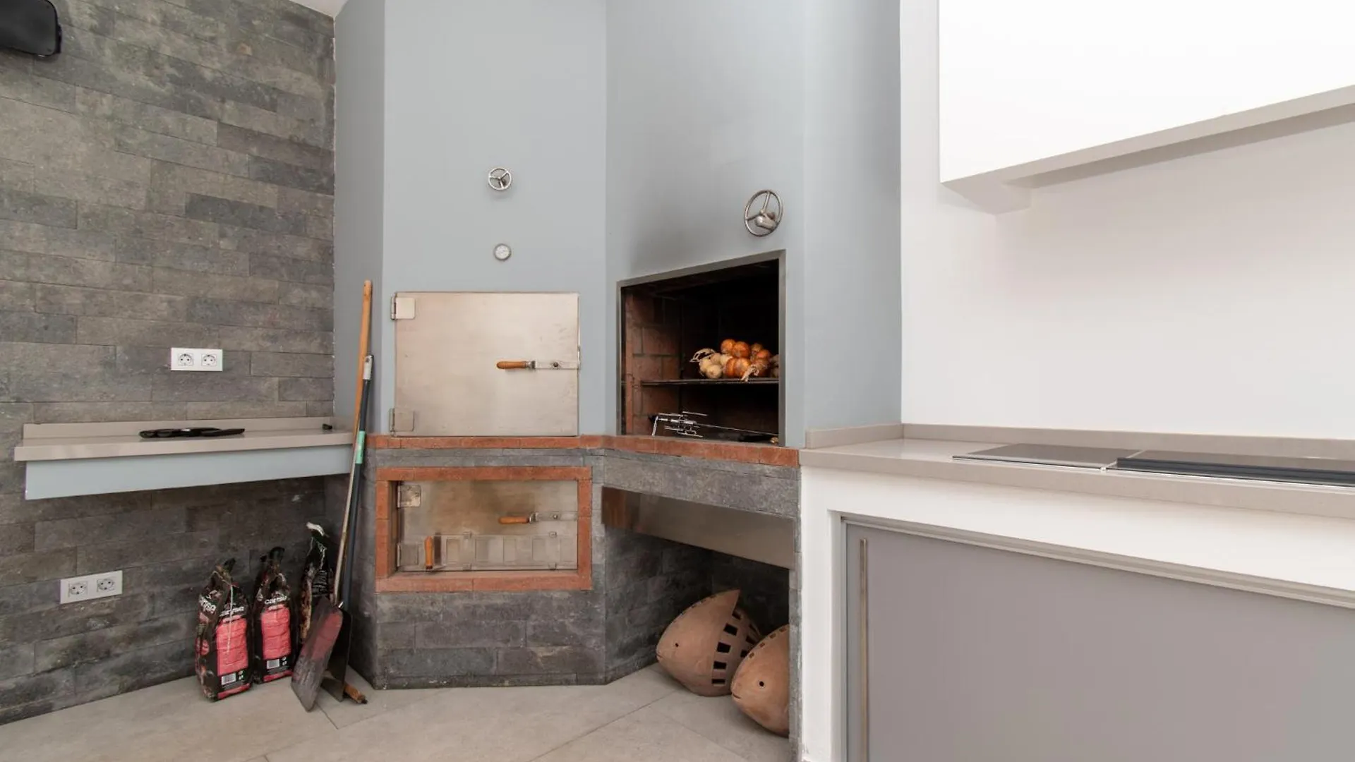 Luxury Villa With Maid Service Private Gym Cinema Room Heated Pool Costa Adeje