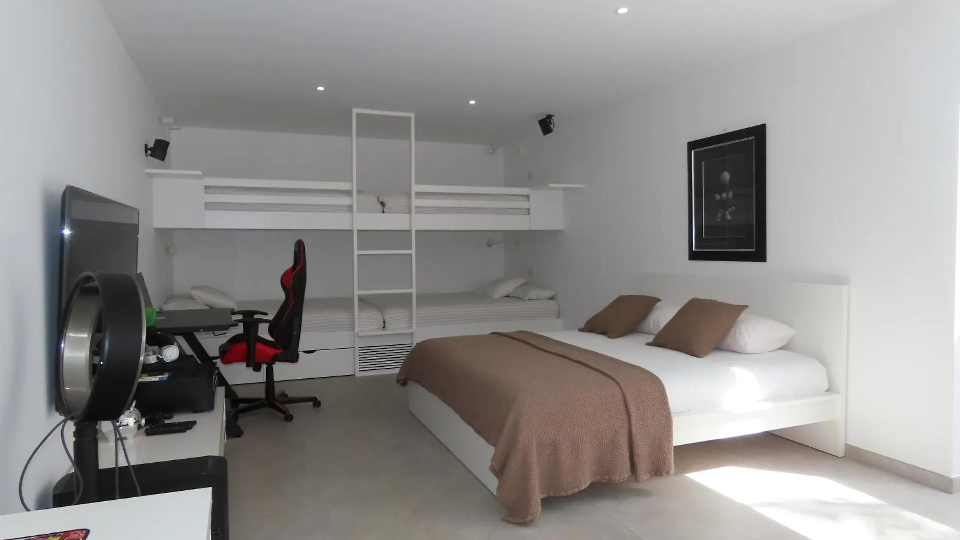 Luxury Villa With Maid Service Private Gym Cinema Room Heated Pool Costa Adeje İspanya